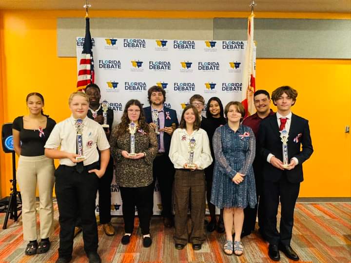 Keep Climing Debate&nbsp;Team