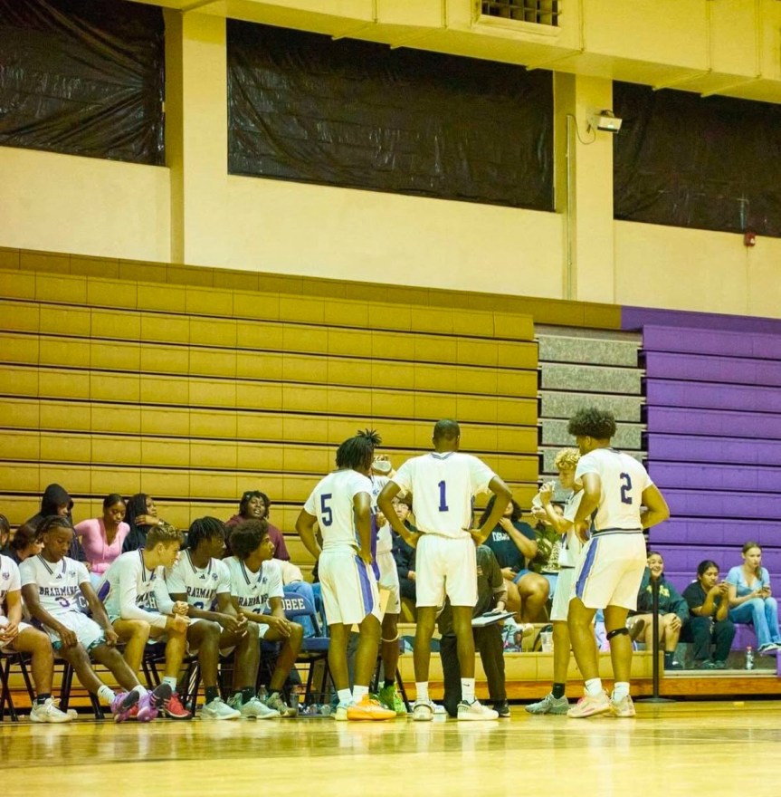 Okeechobee Basketball team